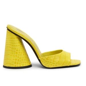 🦋 The Attico ''LUZ'' PALE YELLOW MULE 🦋